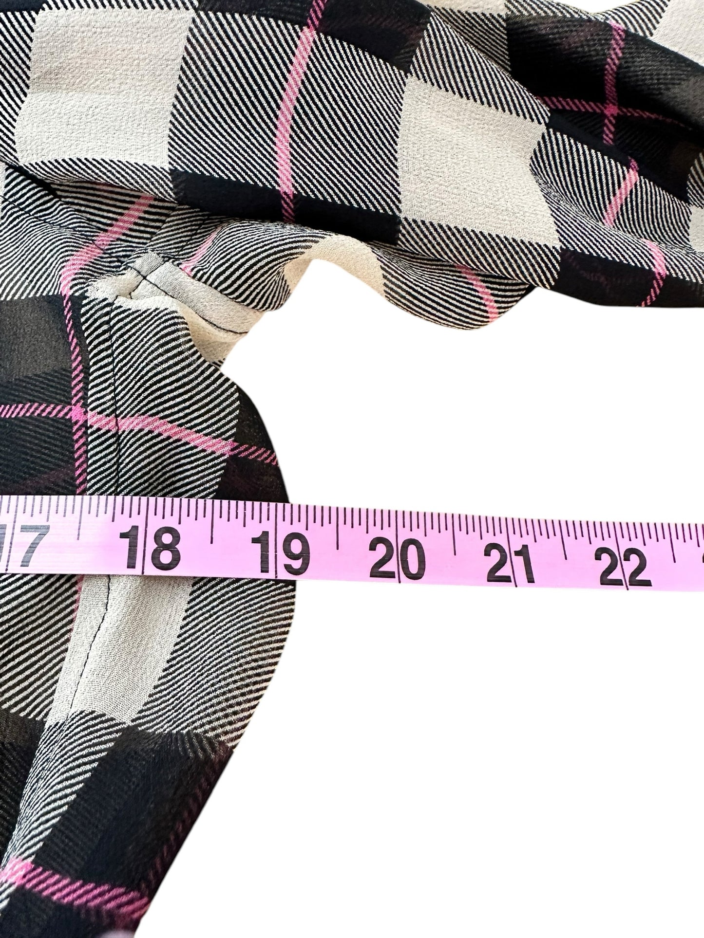 EQUIPMENT Plaid Button-Down Size M