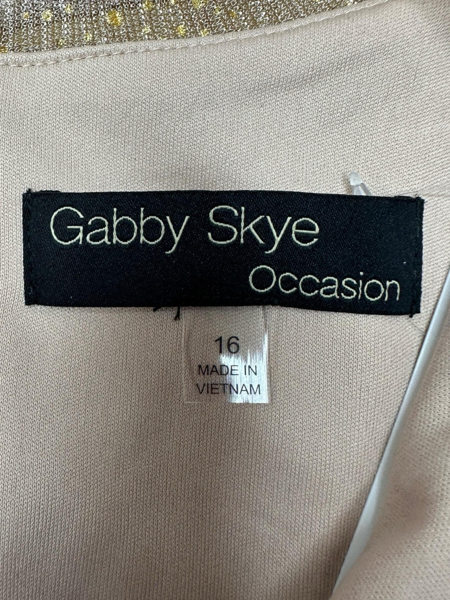 Gabby &Skye NWT Rose Gold Cocktail Dress Size 16
