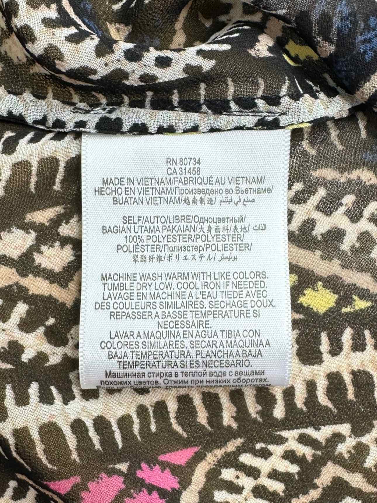 BCBGeneration NWT Black Boho Print Blouse Size S
