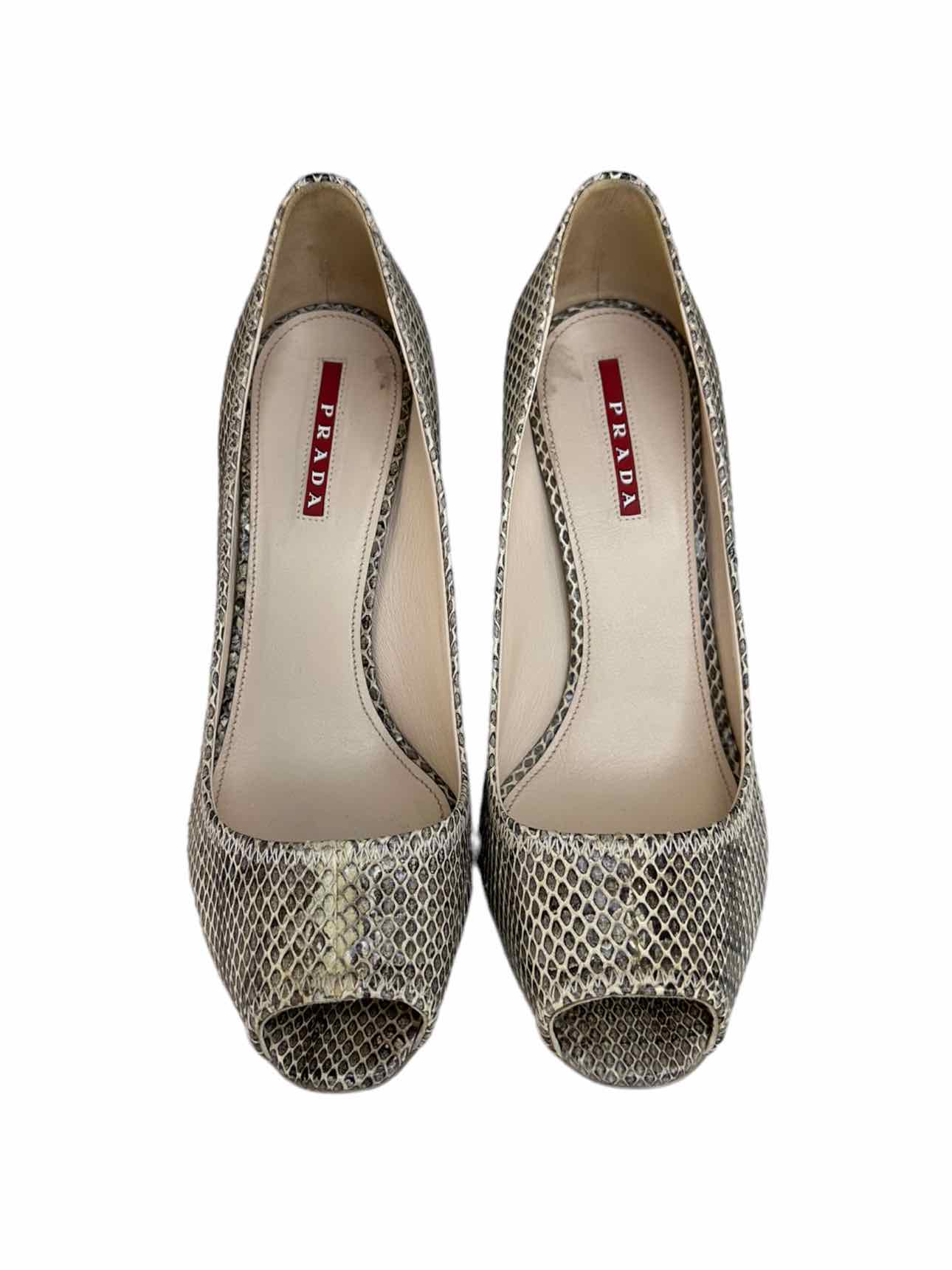 PRADA Donna Miele Genuine Snakeskin Pumps Size 37.5
