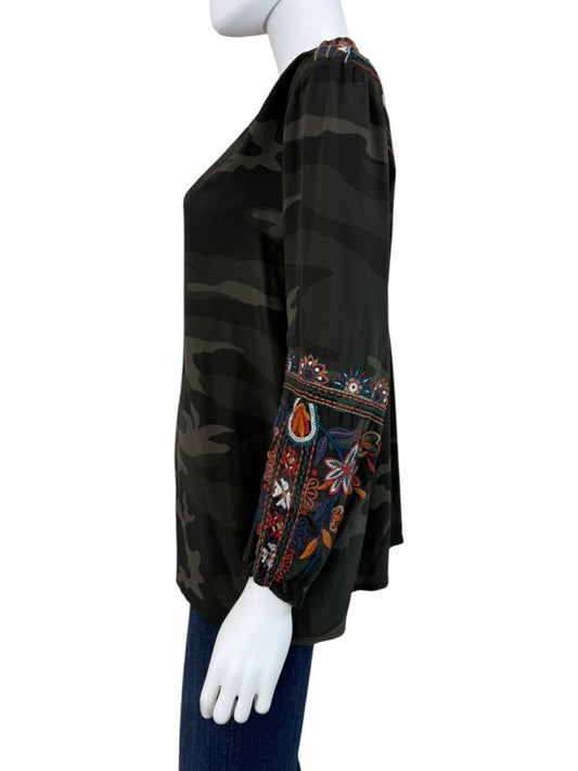 Johnny Was 100% Silk Green Camo Laila Paris Blouse Size S