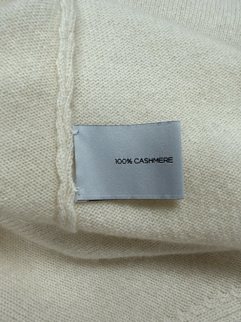 Saks 5th Ave Cream 100% Cashmere Sweater Size L