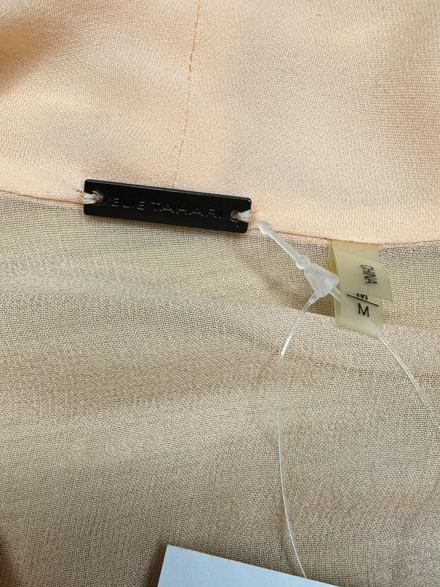 ELIE TAHARI 100% Silk Pink Button-Down Size M