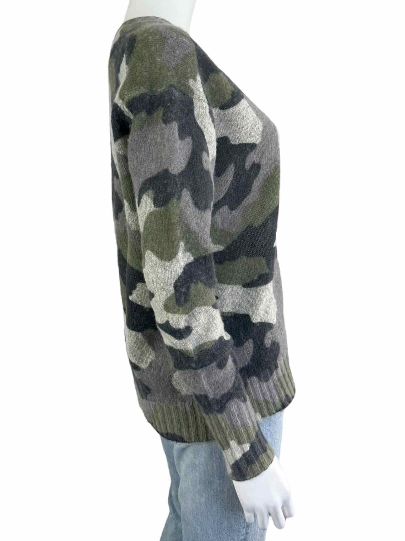 360 CASHMERE Green Camouflage Cashmere Sweater Size XS