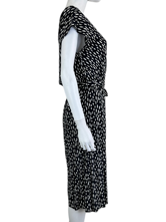 Velvet by Graham & Spencer bLACK Midi Dress Size S