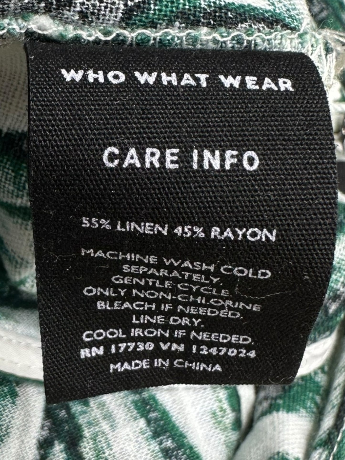 WHO WHAT WEAR Green Floral Leaf Jumpsuit Size S