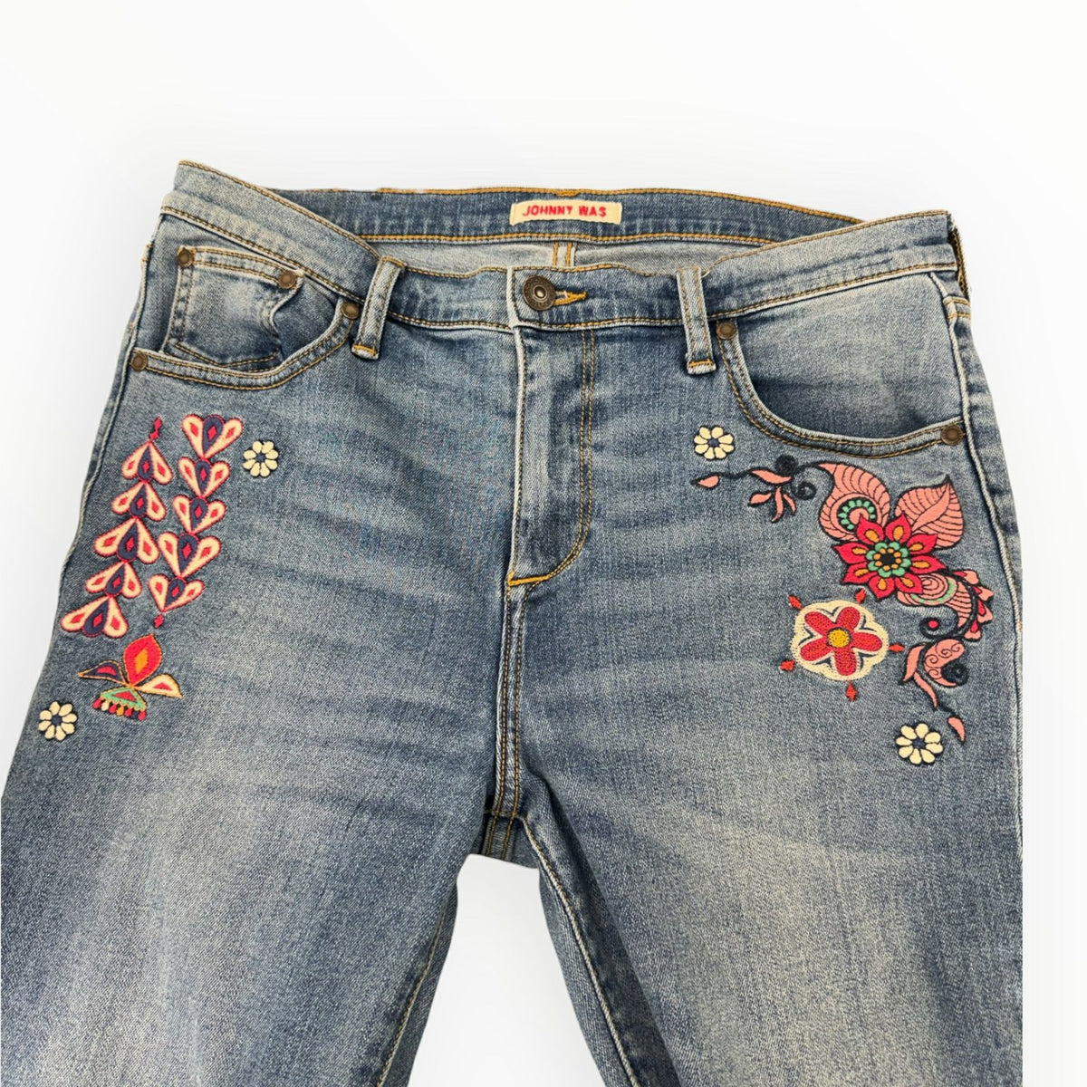 Johnny Was Light Wash Floral Embroidered Jeans Size 28