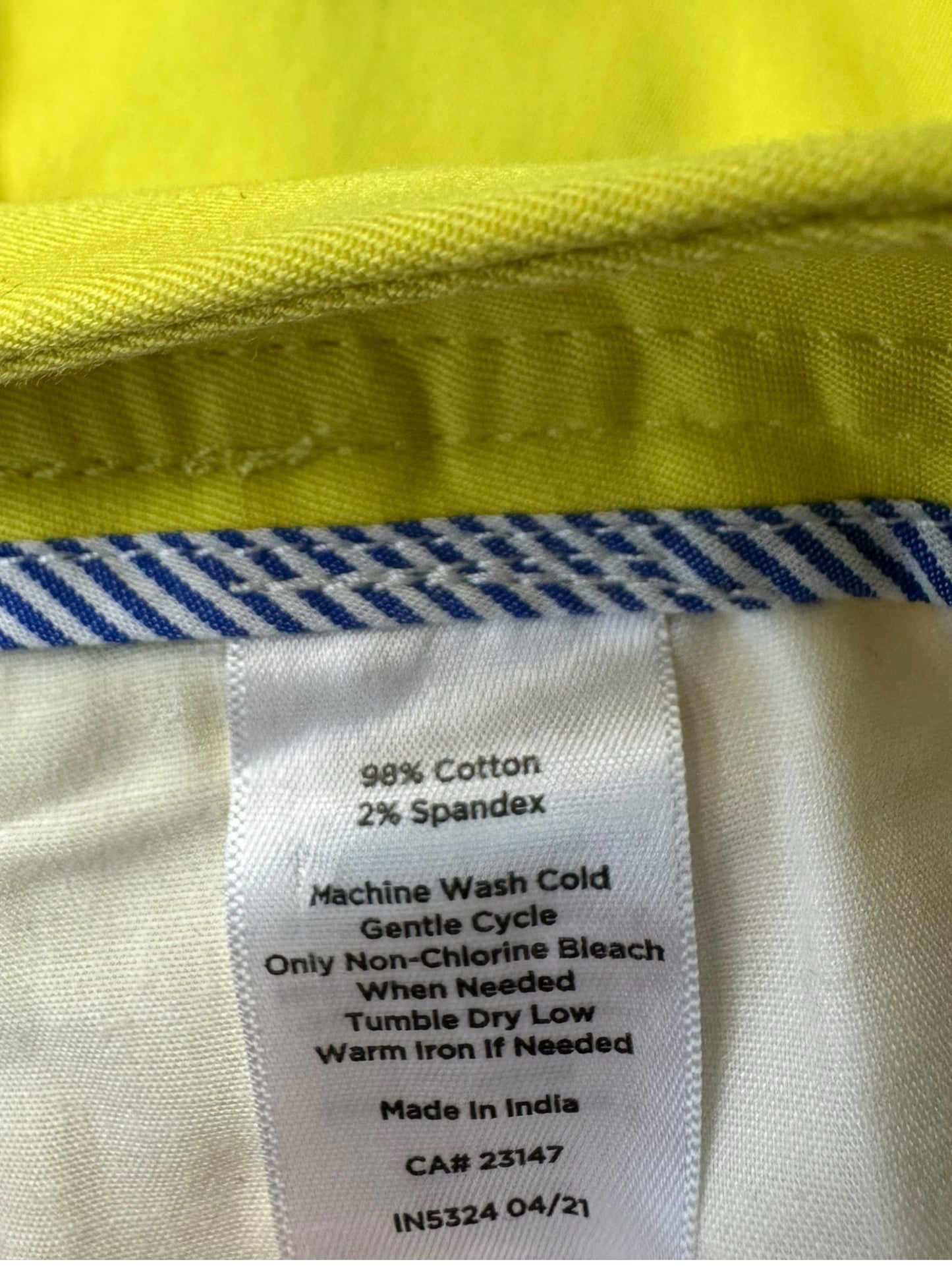 Talbots NWT Yellow Supersoft Chino Size 6