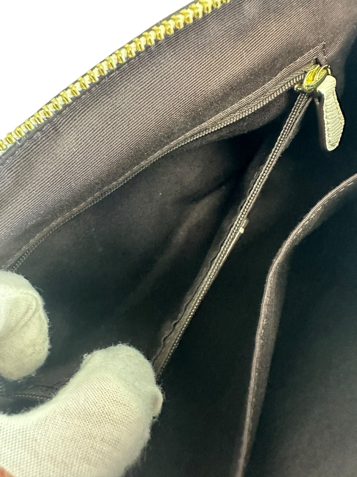 coach Cream Leather Purse