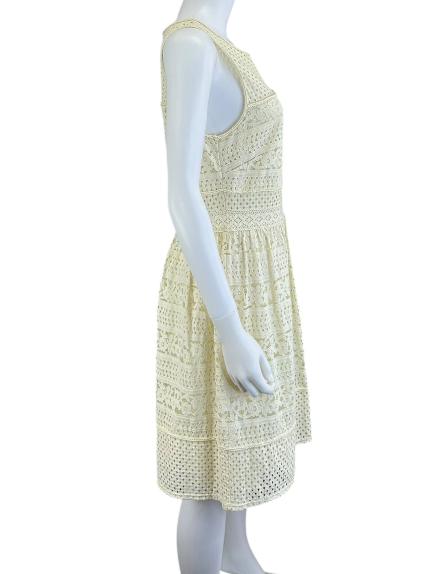 chelsea & violet Ivory Dress Size M
