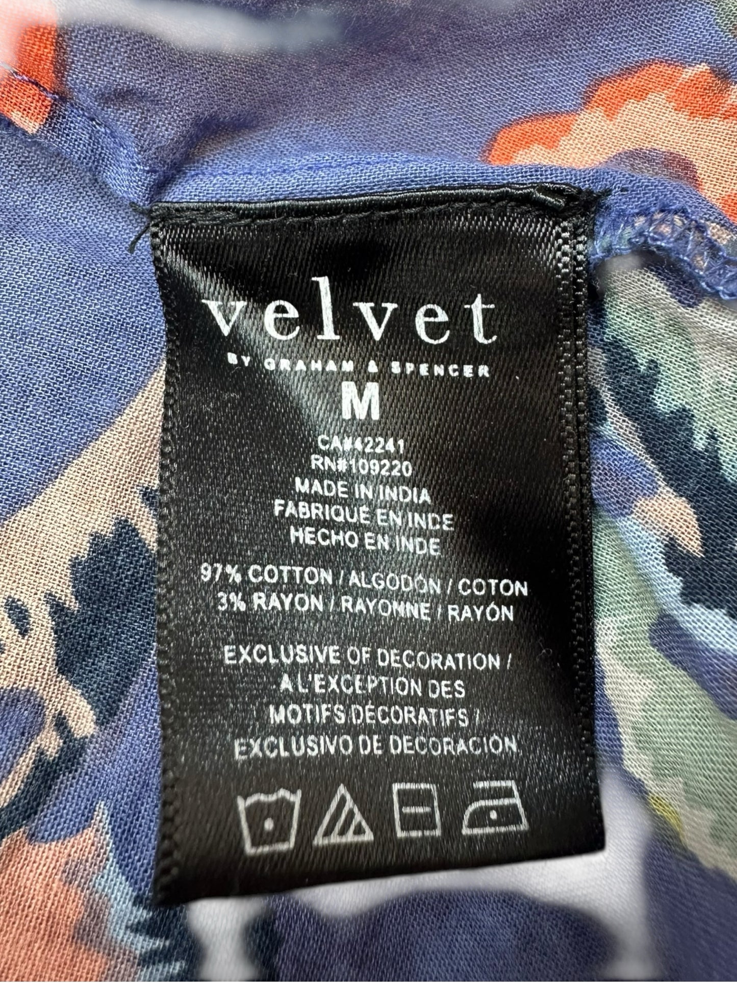 velvet BY GRAHAM & SPENCER Size M BASE Dress- Casual