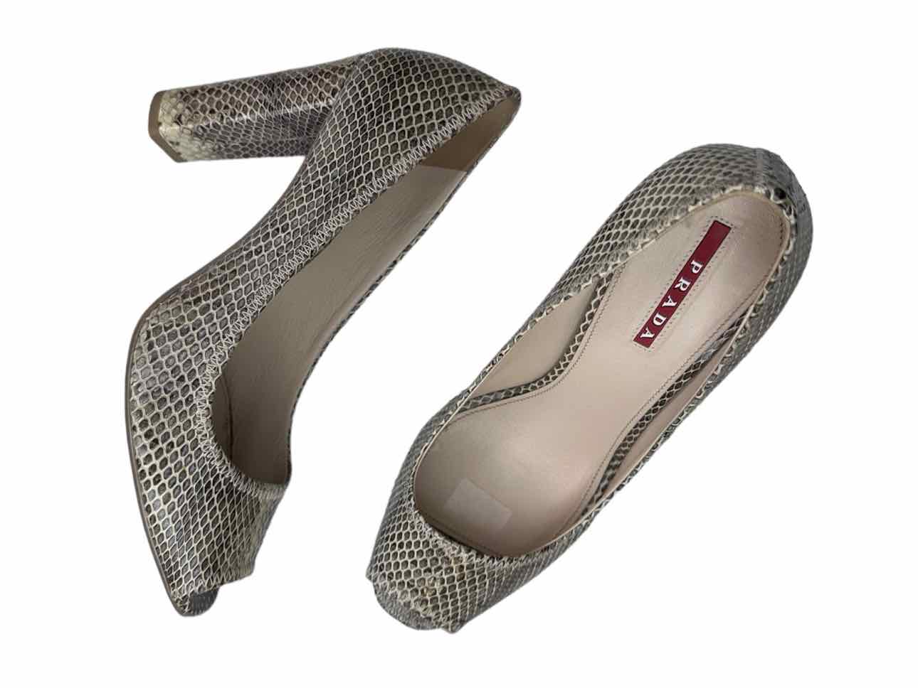 PRADA Donna Miele Genuine Snakeskin Pumps Size 37.5