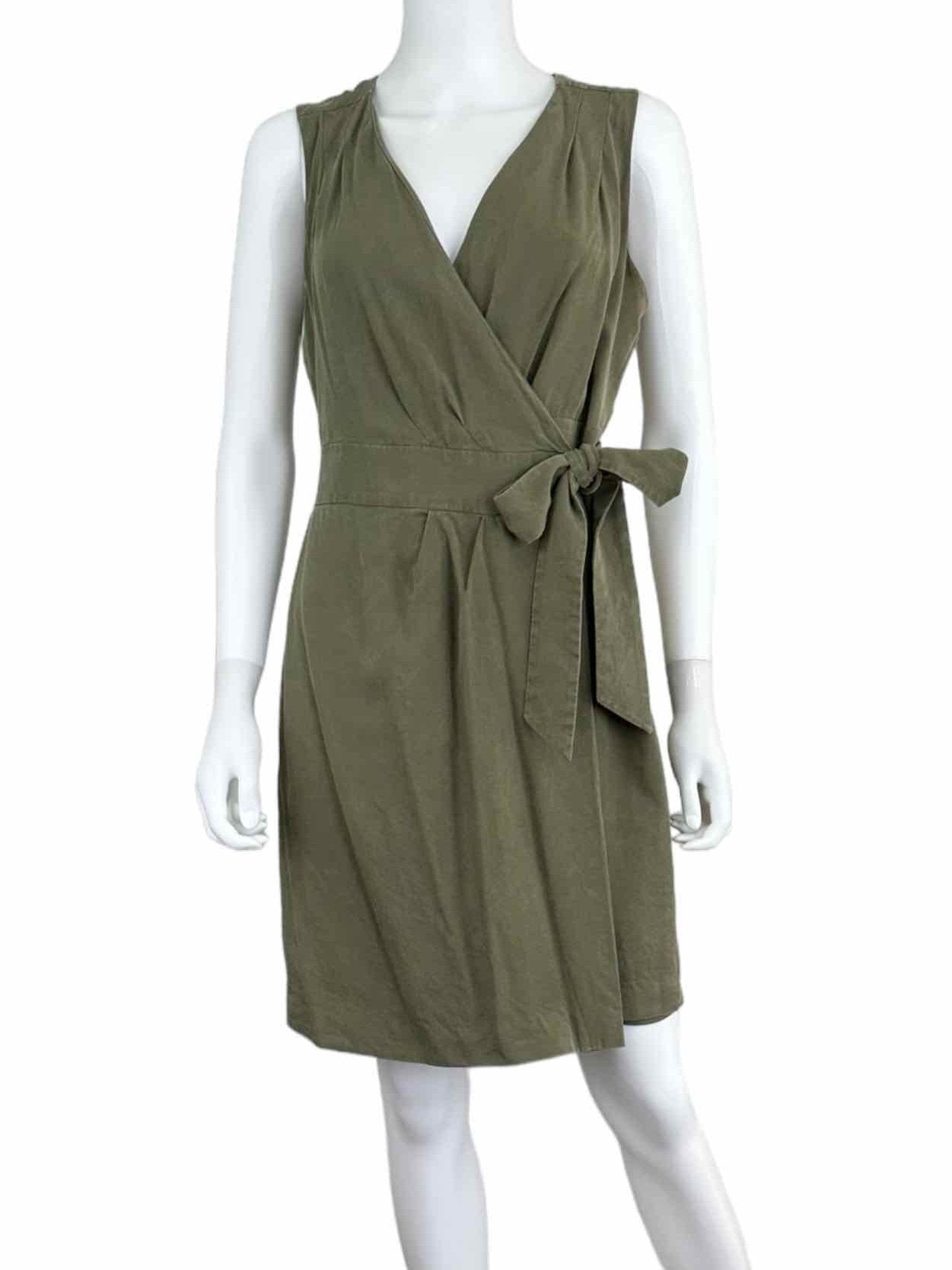 BANANA REPUBLIC Green Wrap Dress Size 10 alineconsignment