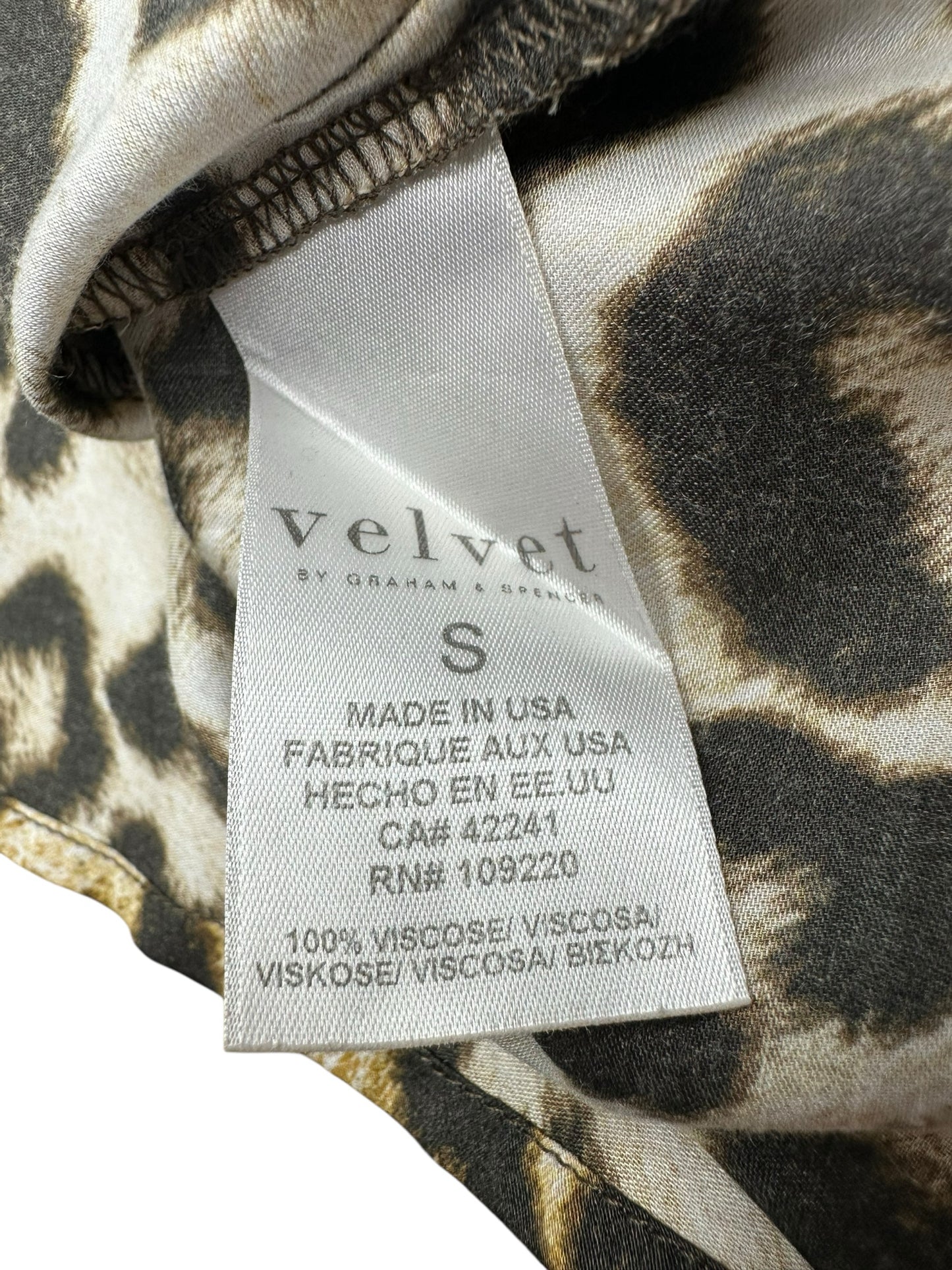 velvet BY GRAHAM & SPENCER Leopard Blouse Size S