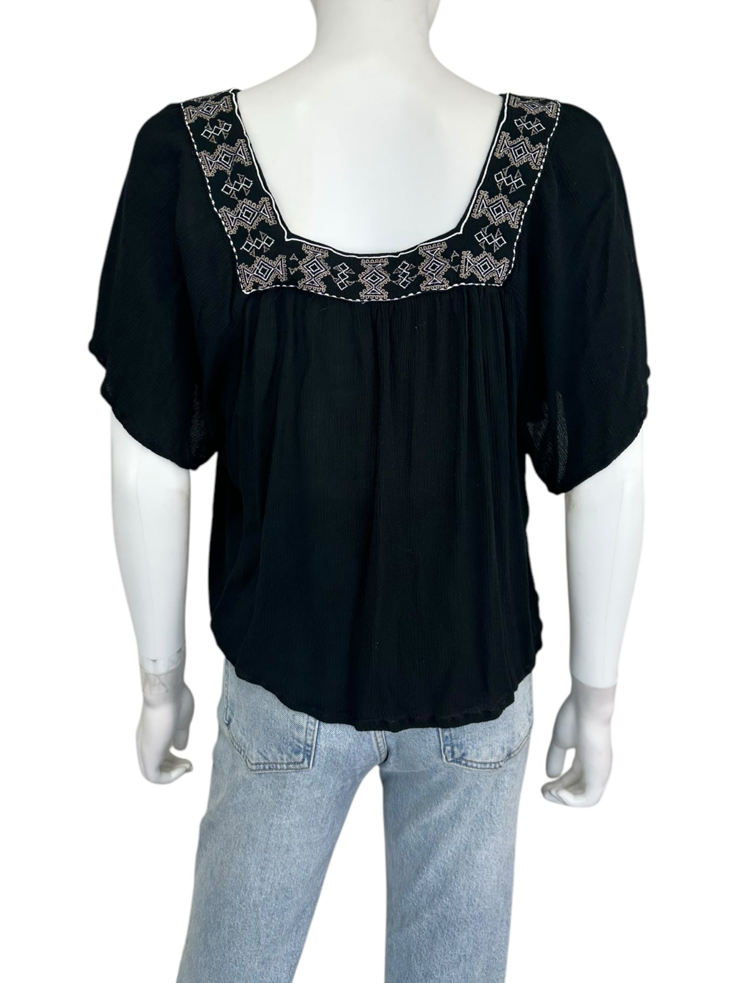 ELIE TAHARI Black Embroidered Blouse Size L