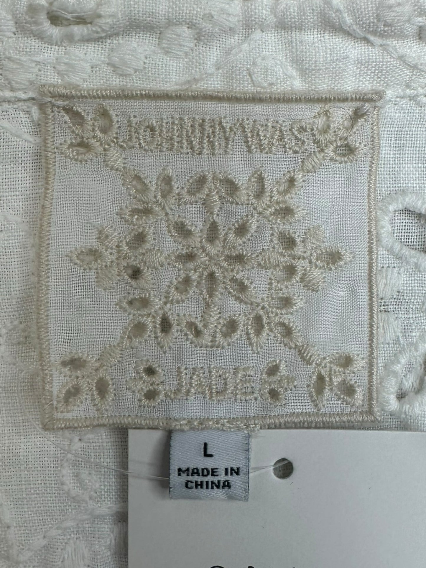 Johnny Was Jade White 100% Linen Embroidered Button-Down Size L
