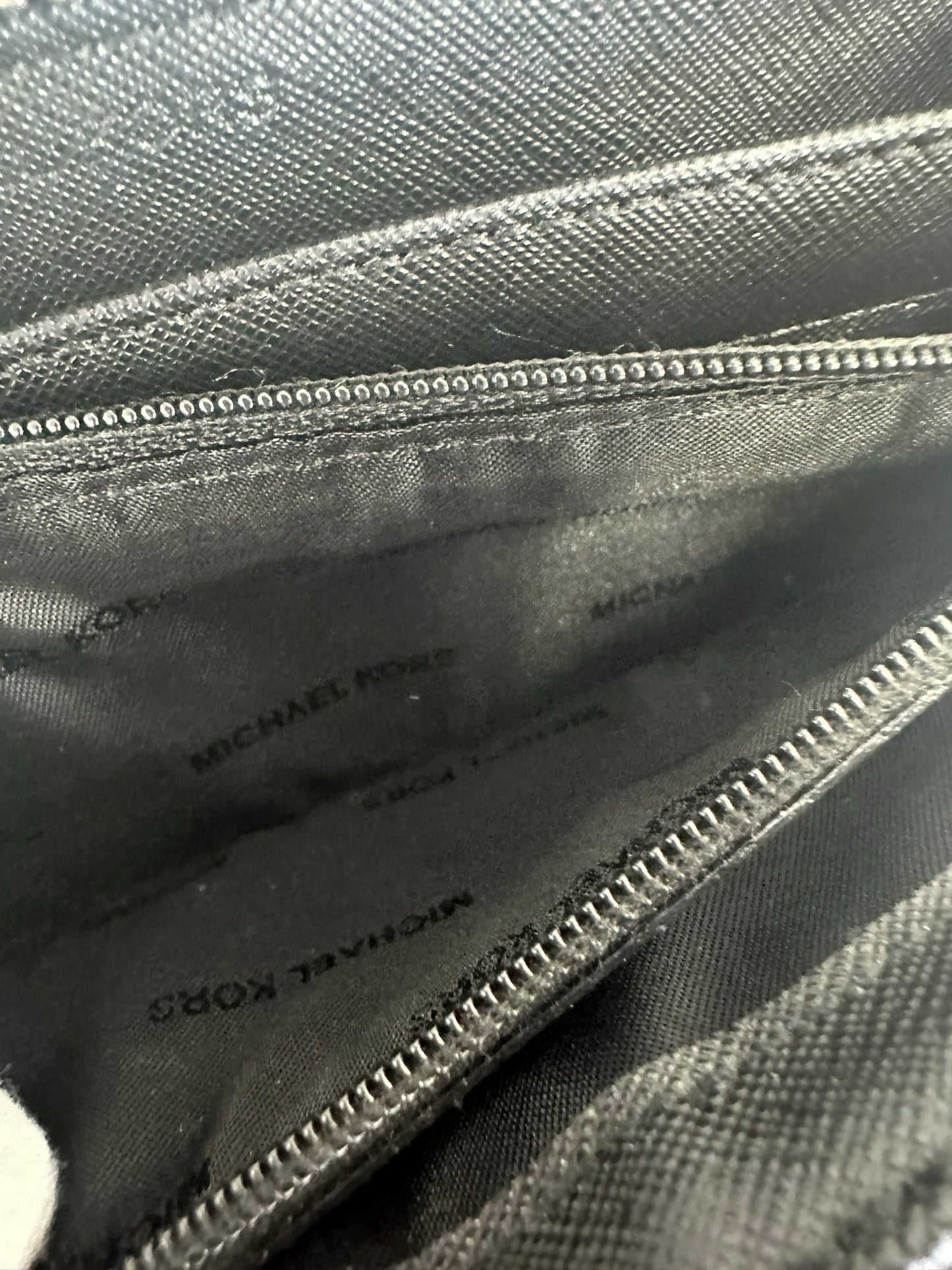 michael kors Monogram Wallet