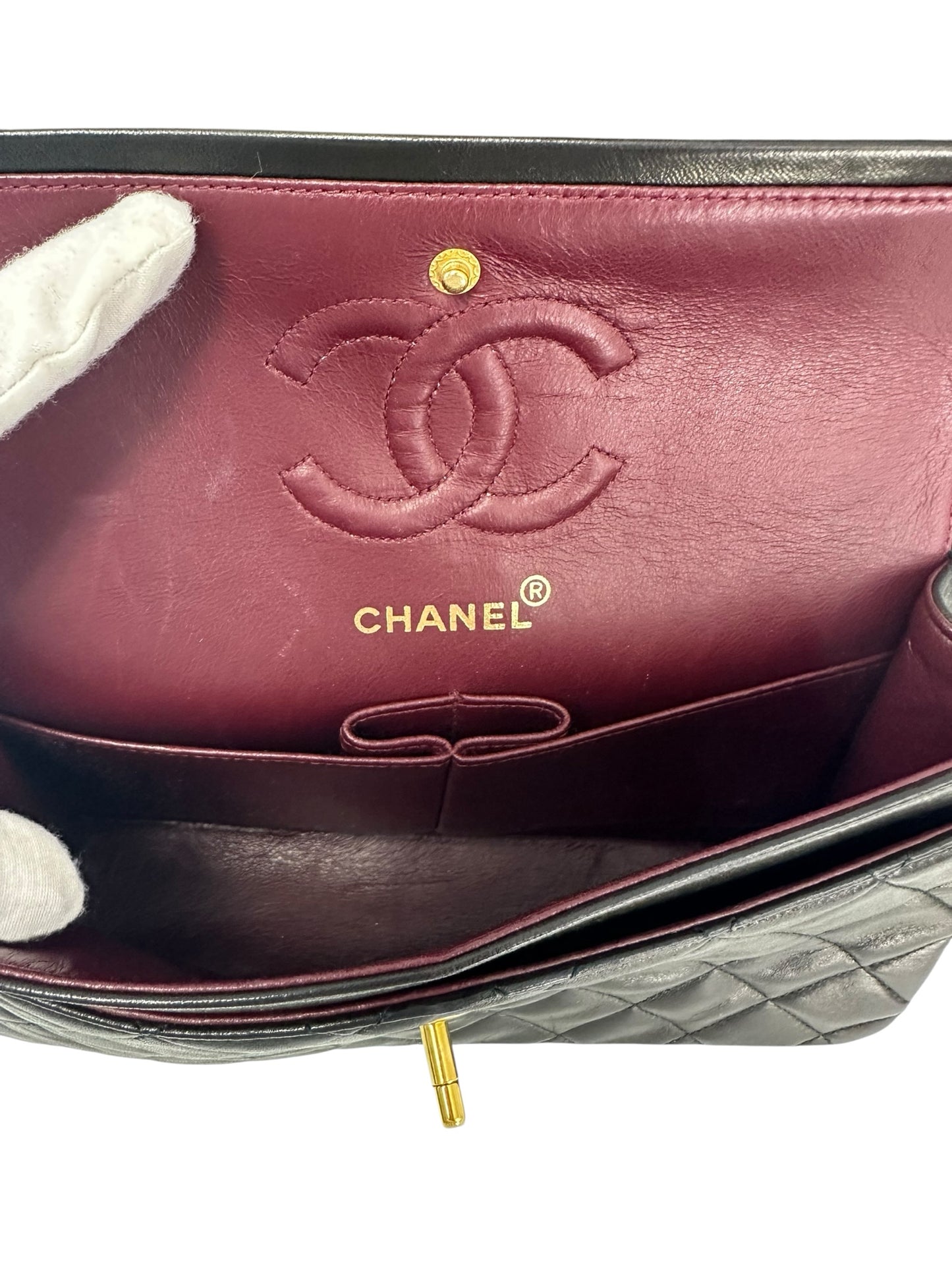 CHANEL vintage Black Medium Classic Designer Handbag