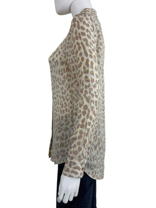 EQUIPMENT Size XS Button-Down Shirt
