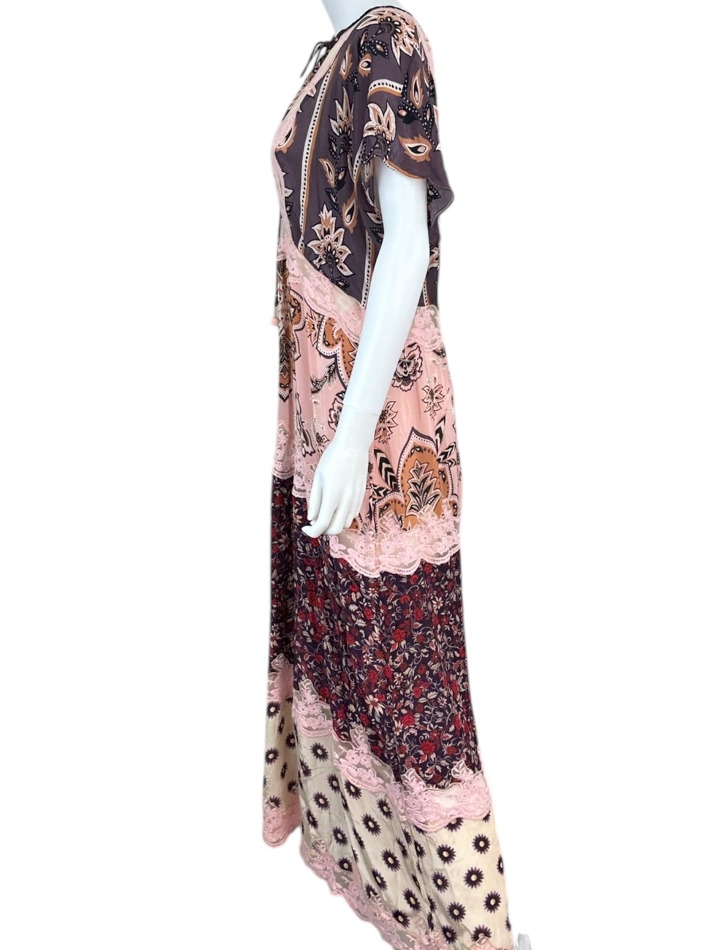 FARM Rio NWT Pink Glam Tapestry Maxi Dress Size M