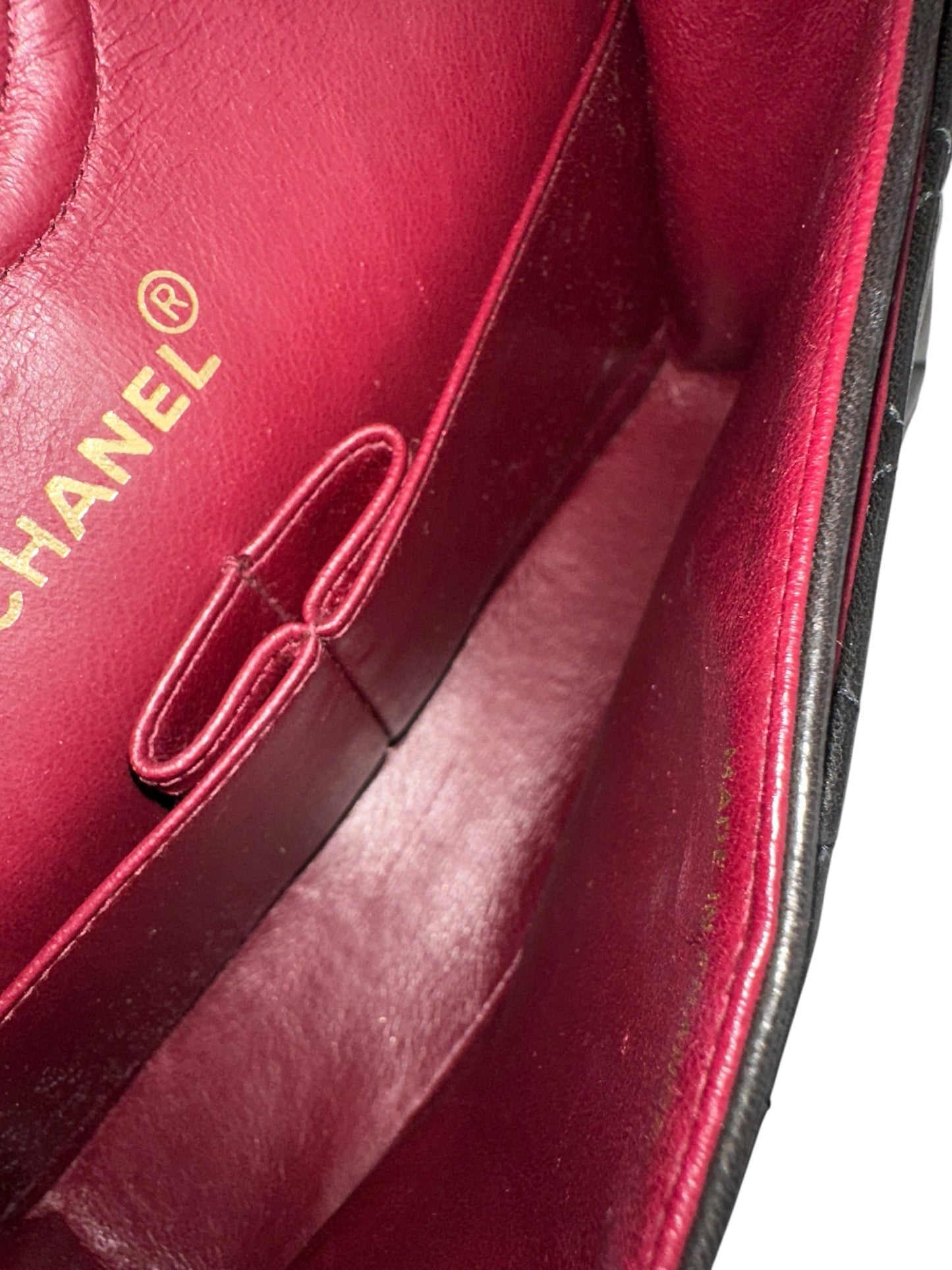 CHANEL vintage Black Medium Classic Designer Handbag