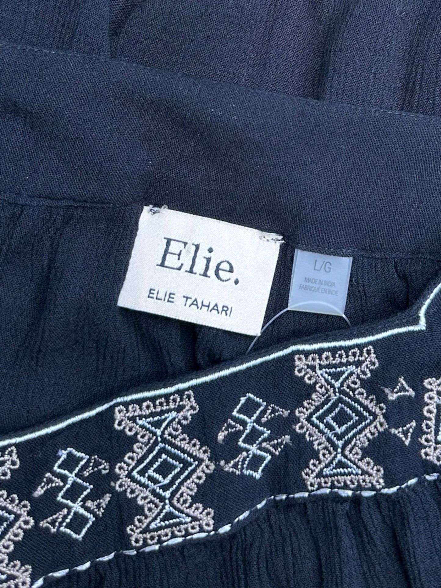 ELIE TAHARI Black Embroidered Blouse Size L