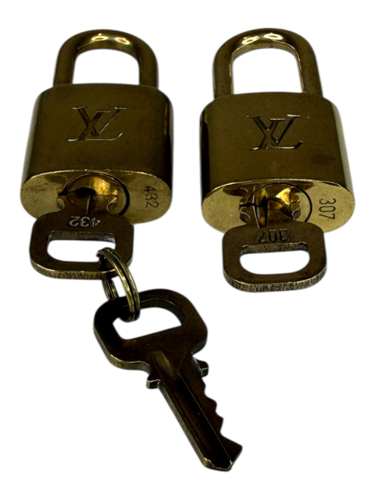 Louis Vuitton Damier Azur Speedy Bandouliere 30