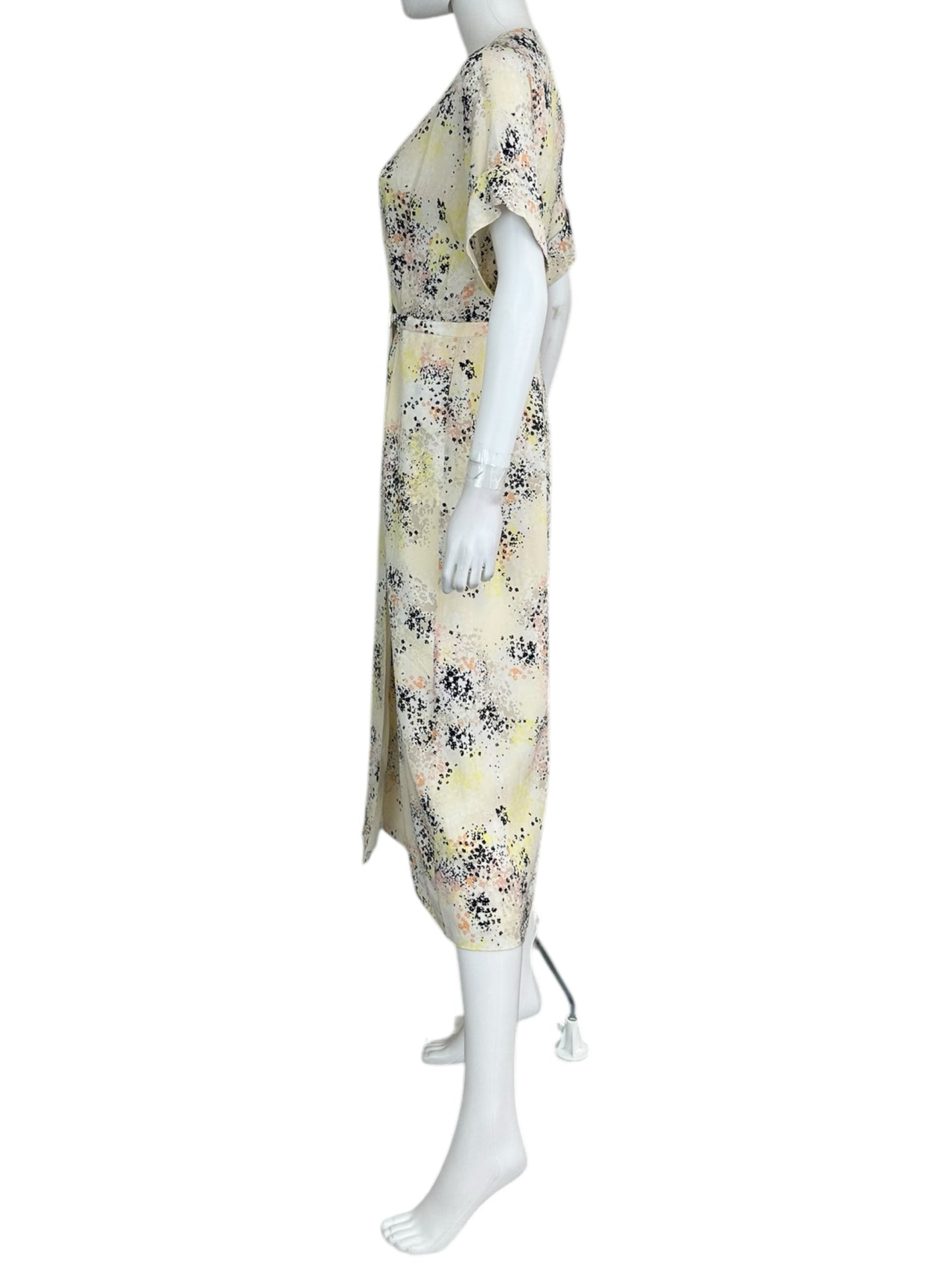 EQUIPMENT Silk Cream Dress Size 4