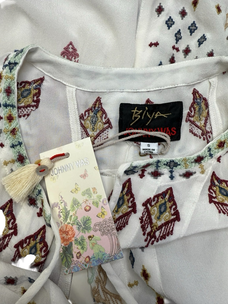 Johnny Was NWT 100% Silk Embroidered Deliza Blouse Size S