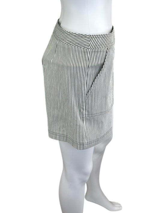 TRINA TURK NWT Green Striped Shorts Size 2