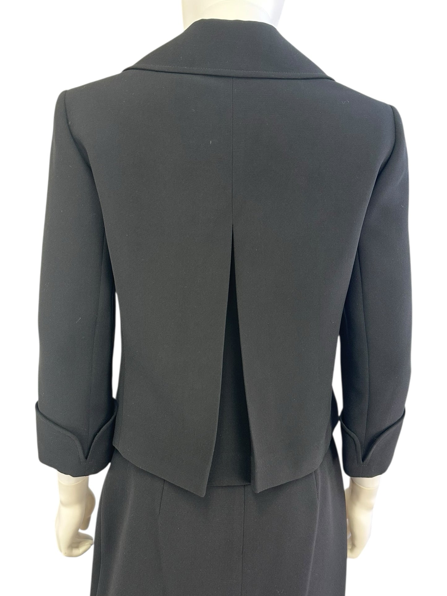 TAHARI Black Skirt Suit Size 4
