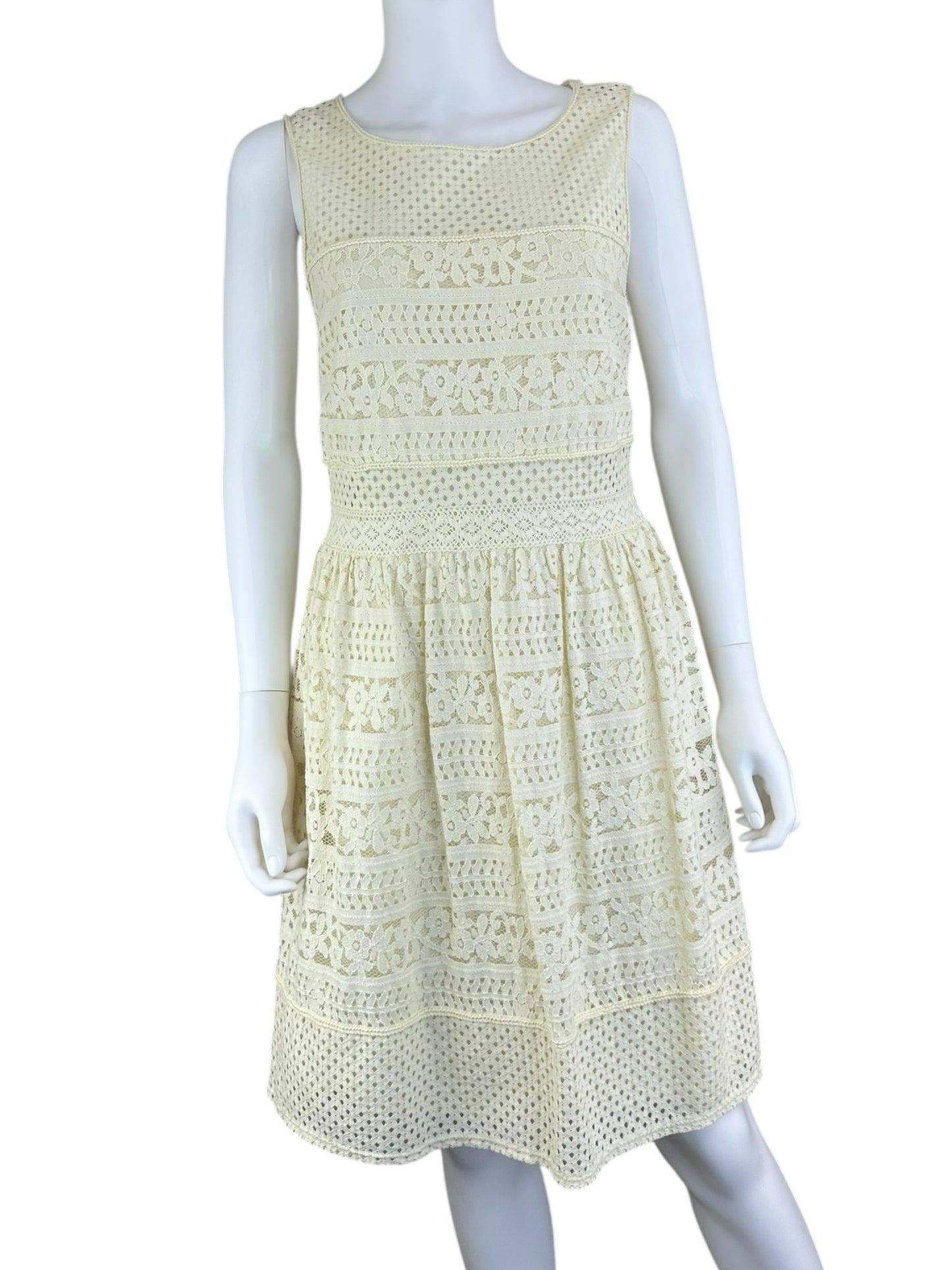 chelsea & violet Ivory Dress Size M