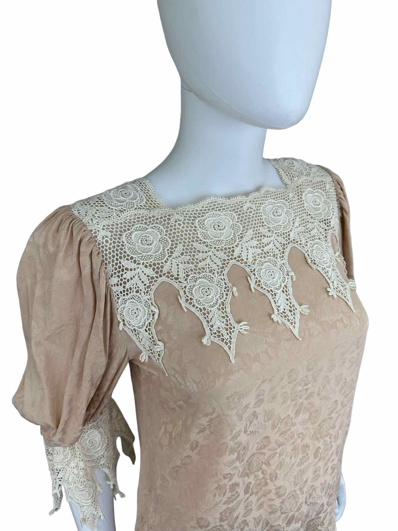 capriccio by digna Vintage Crochet Trim Blouse Size 4