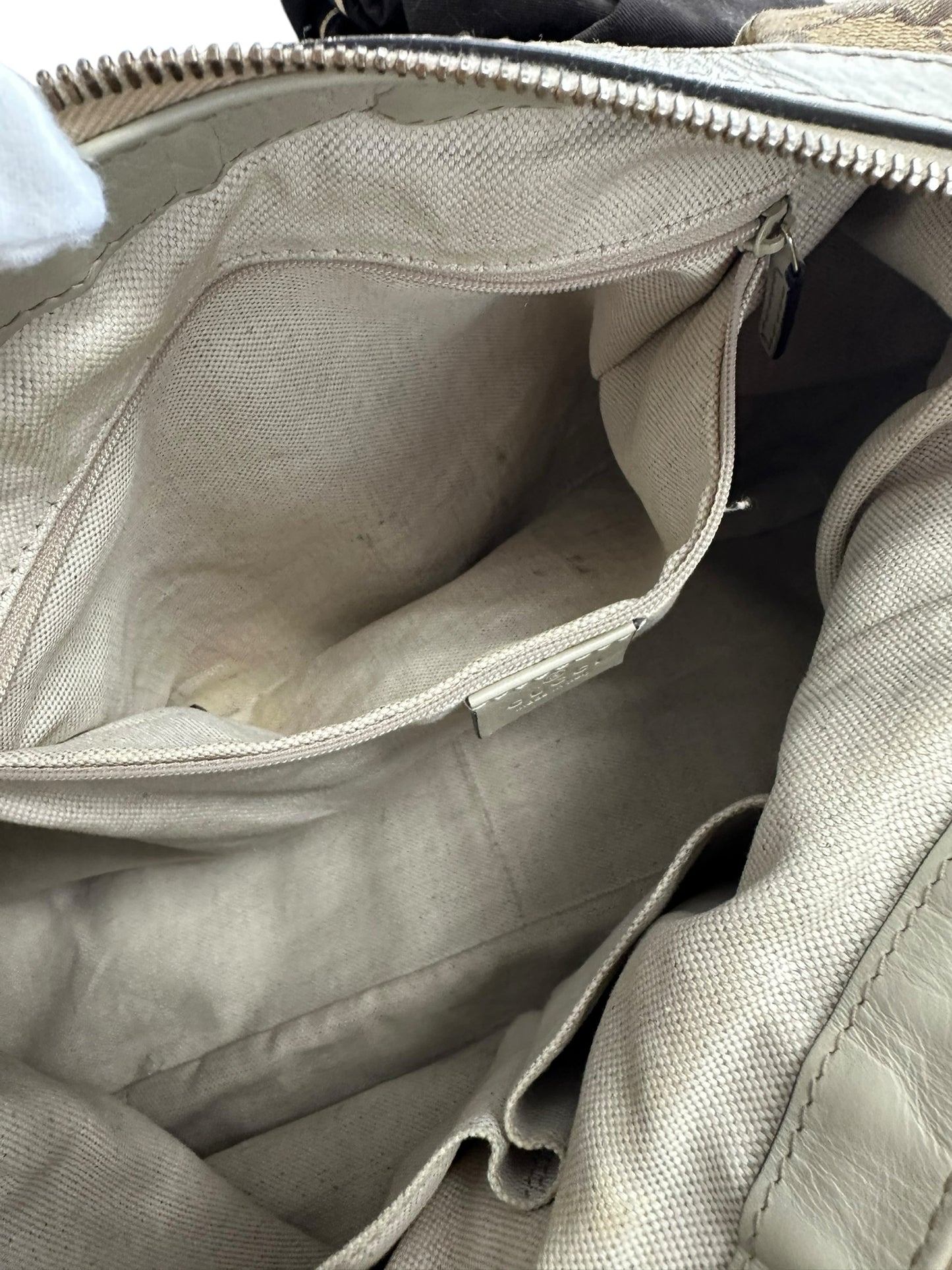 Gucci Tan Medium GG Canvas Sukey Shoulder Bag Designer Handbag