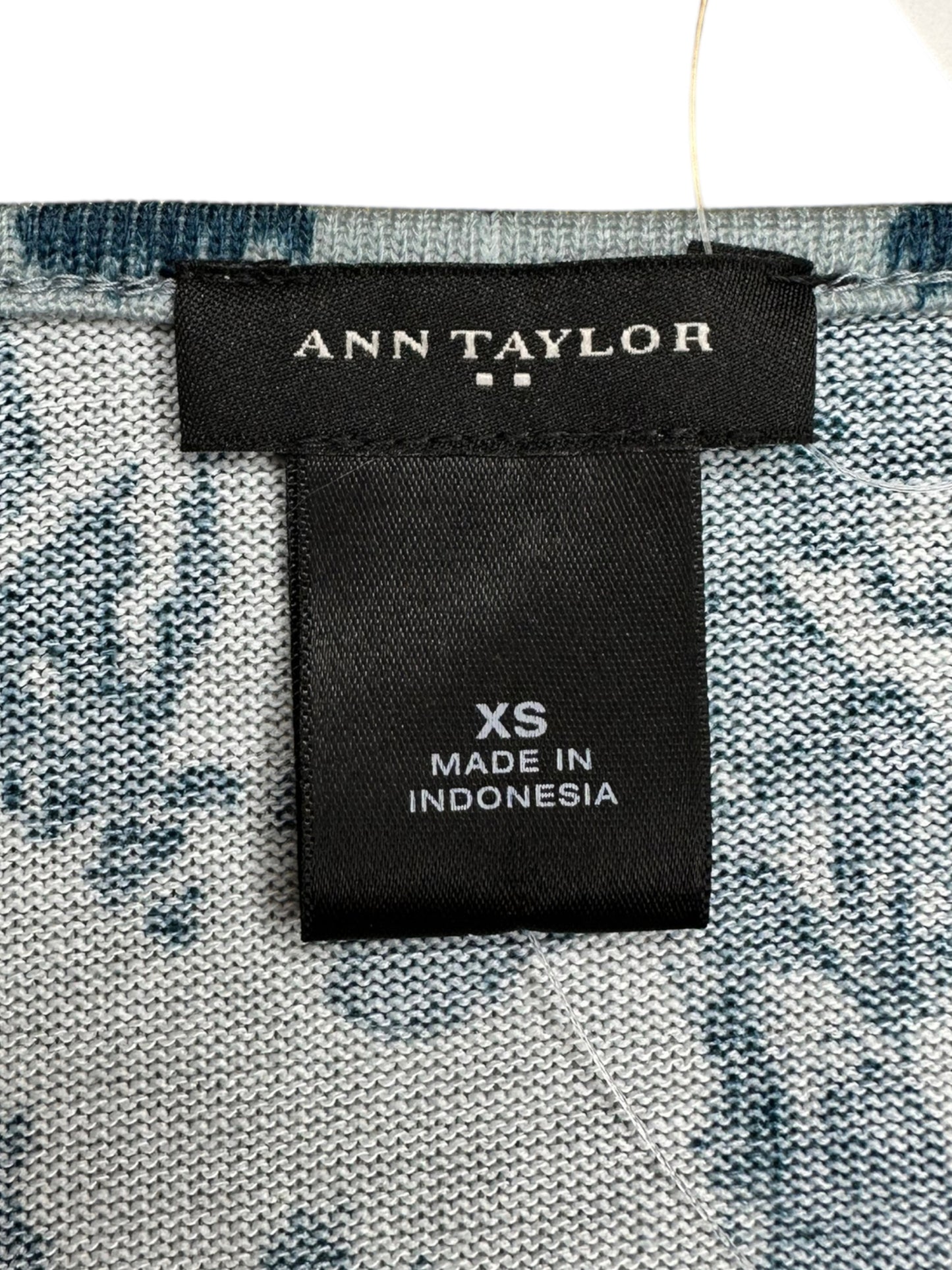 Ann Taylor Knit Top Size XS