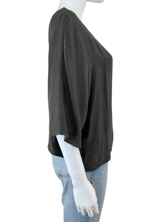 vince. 100% Silk Gunmetal Blouse Size M