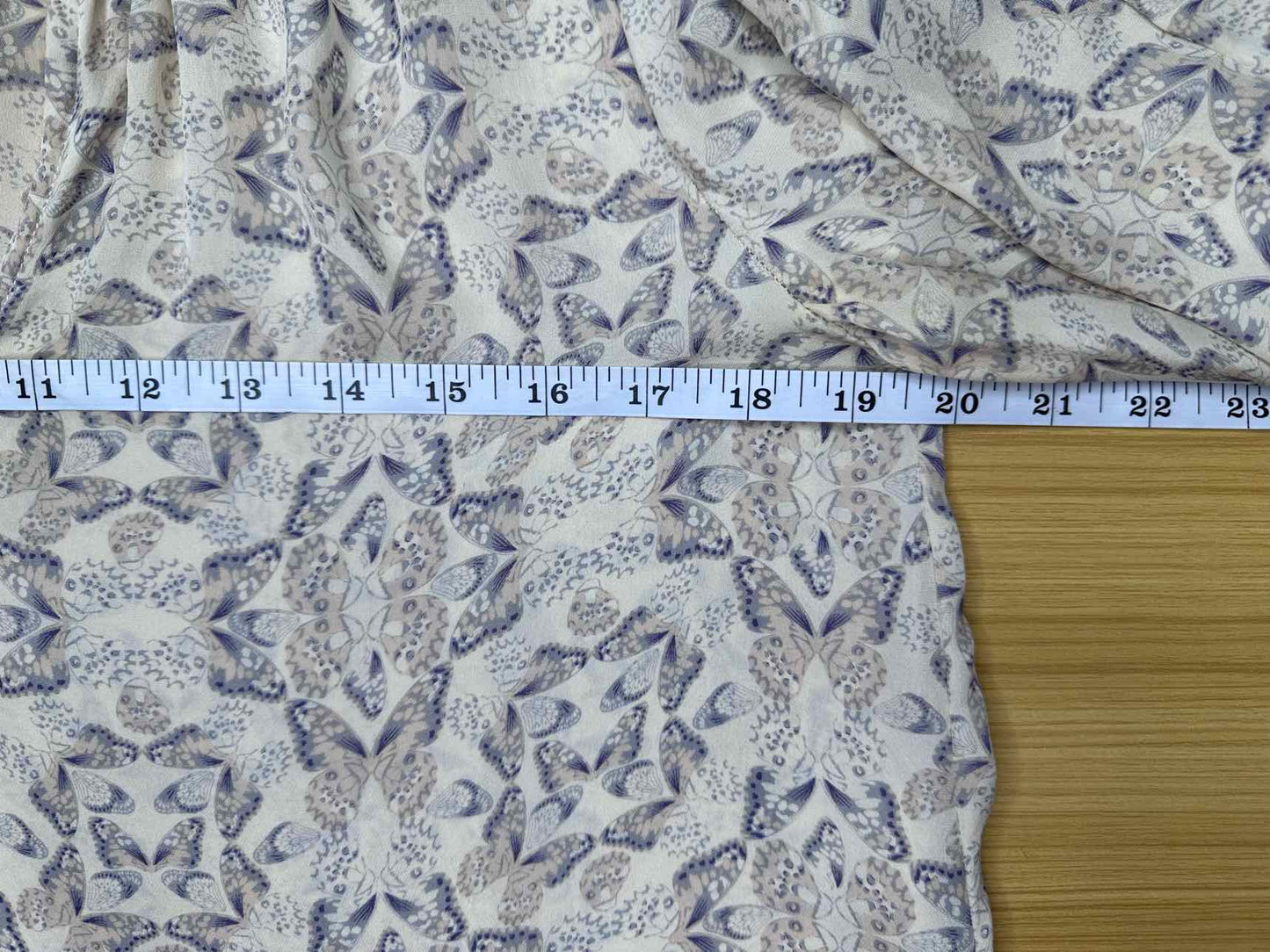 joie Size Cream 100% Silk Butterfly Print Top Size S