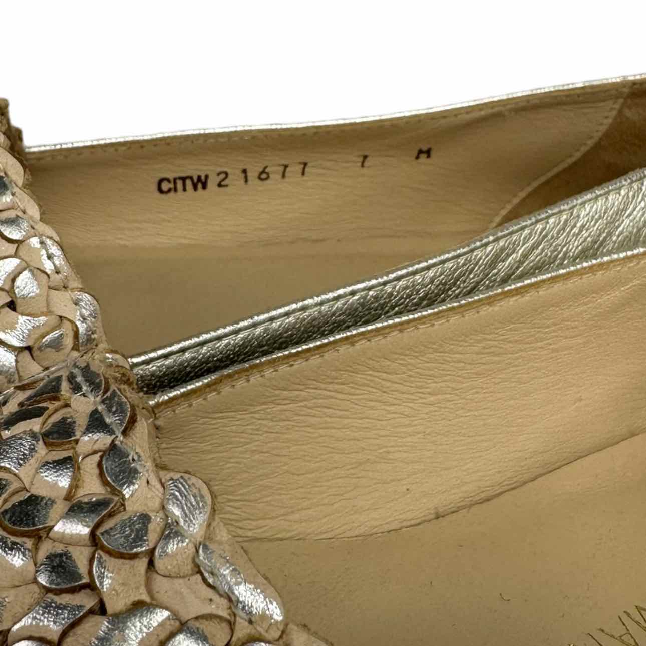STUART WEITZMAN DAYTON Metallic Gold Flat, serial number