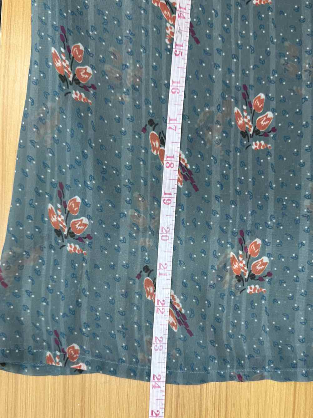 Geisha Designs Green Floral Print Blouse Size M