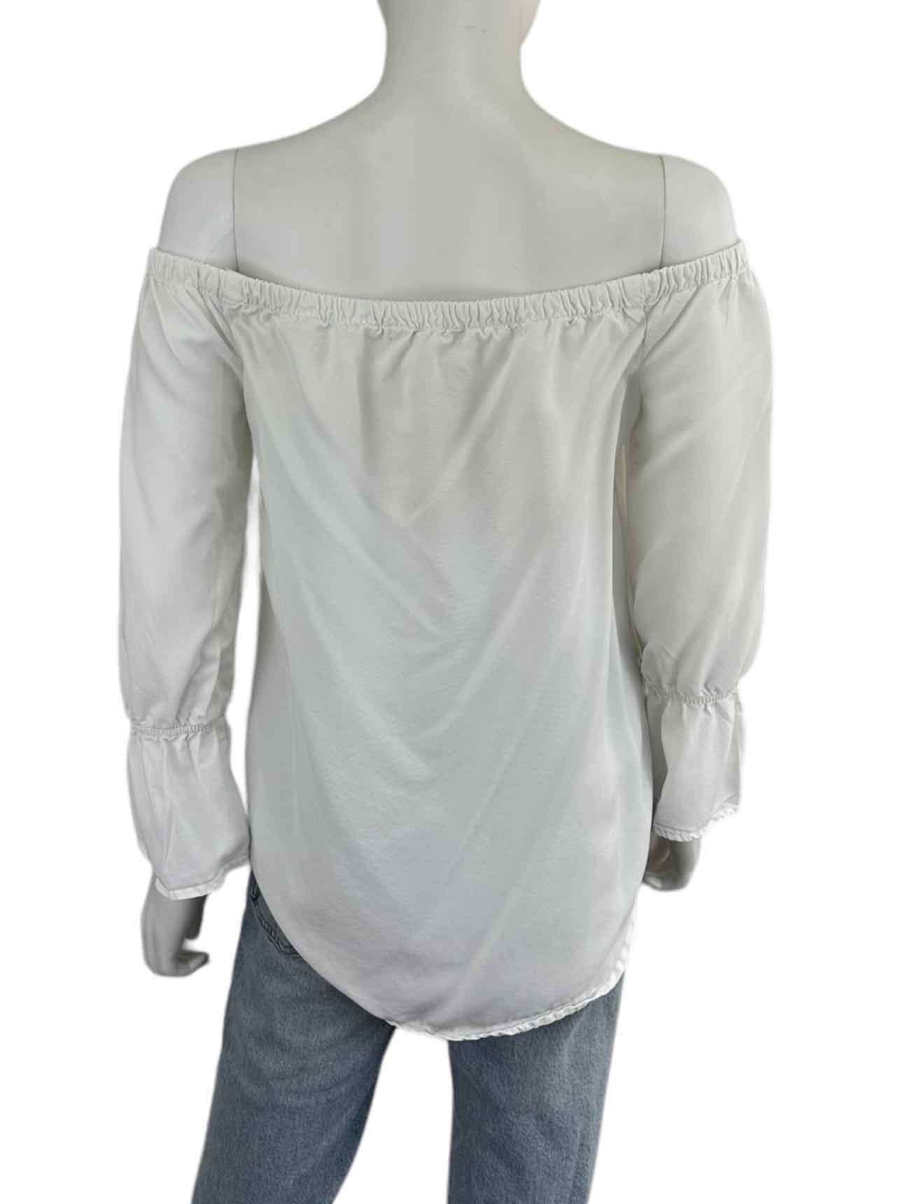 side stitch White Off the Shoulder Blouse Size XS