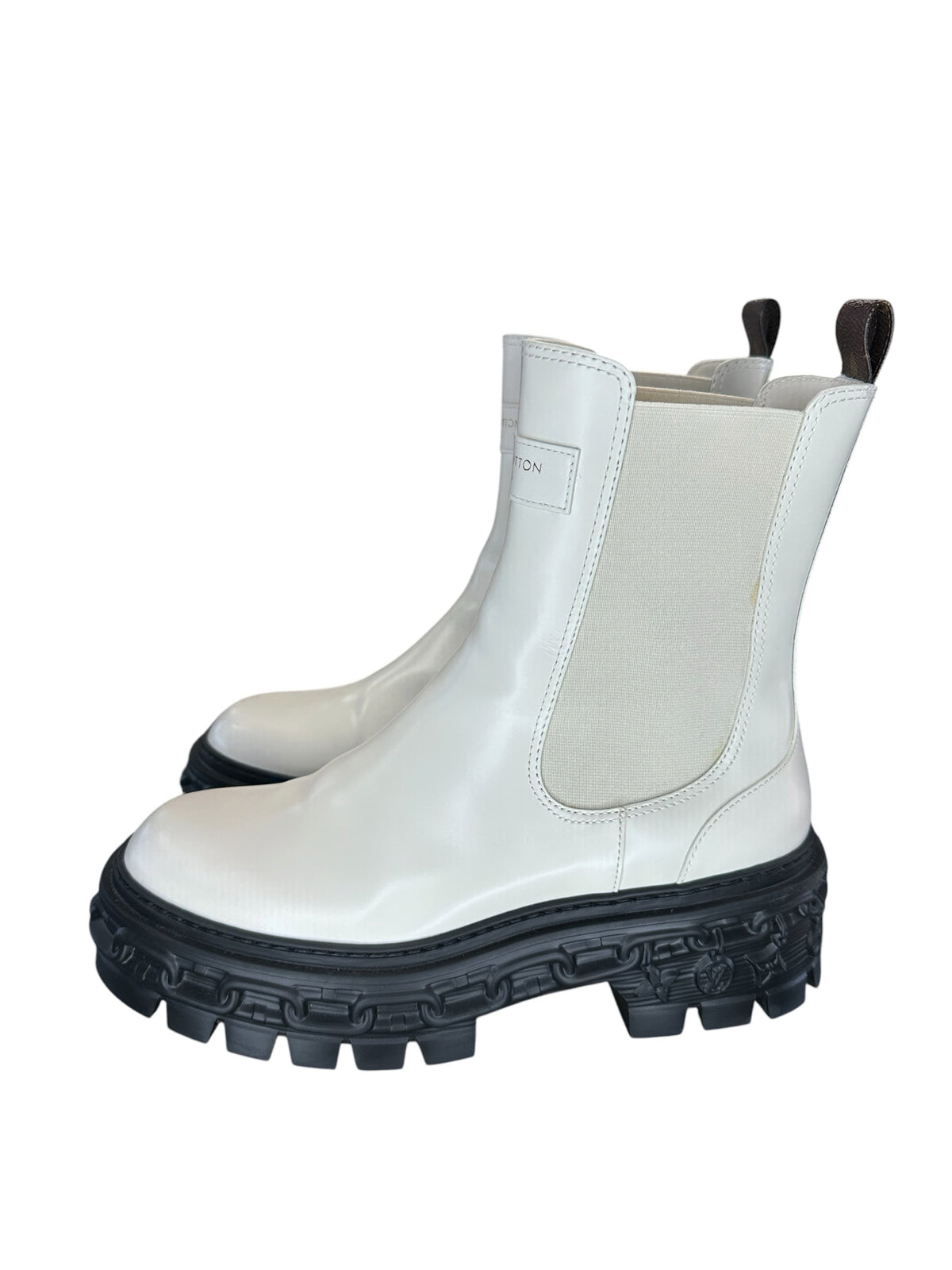 Louis Vuitton Cream Leather Chelsea Boots Size 37.5