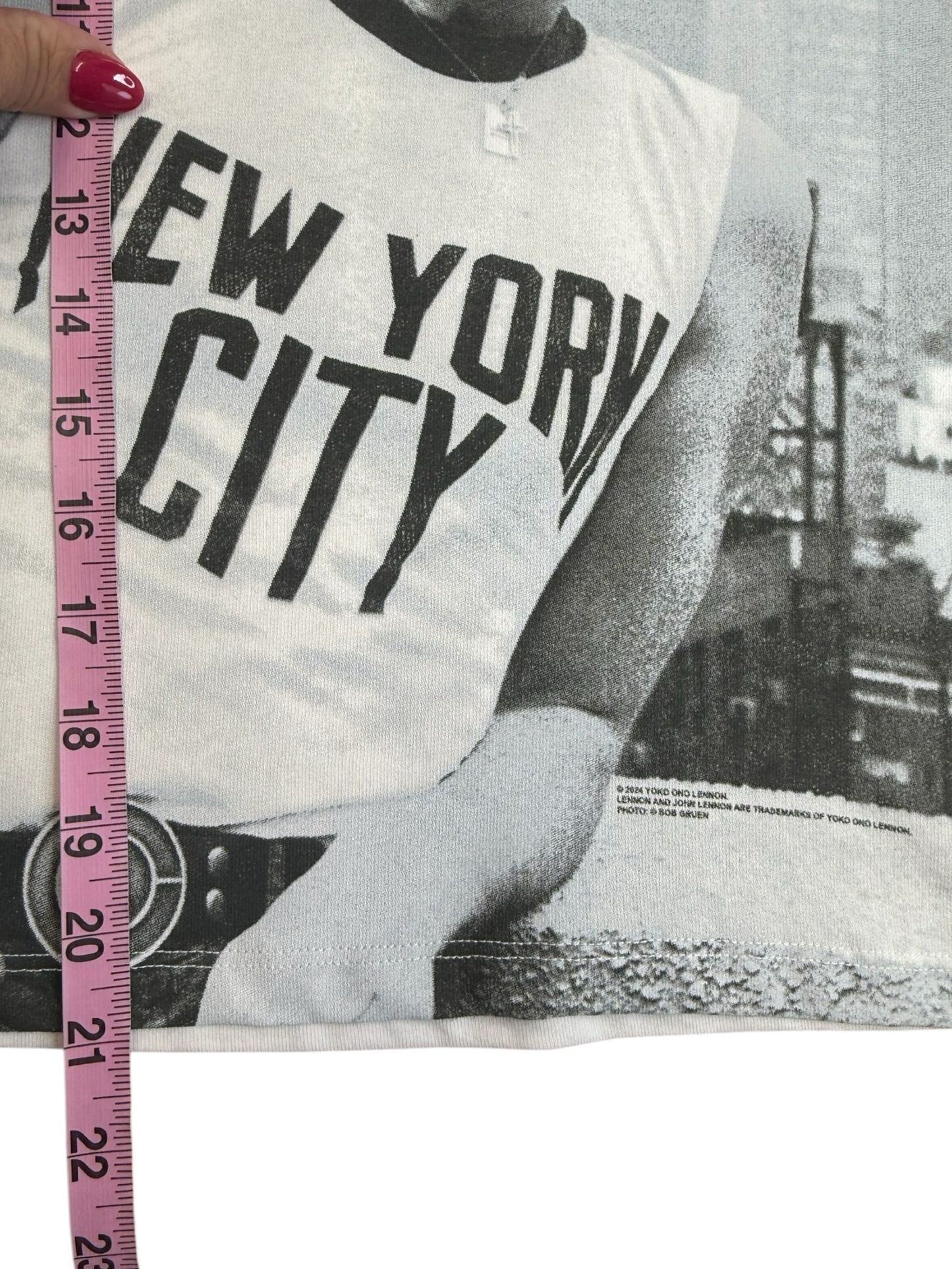 DAYDREAMER John Lennon Graphic Tee Size S