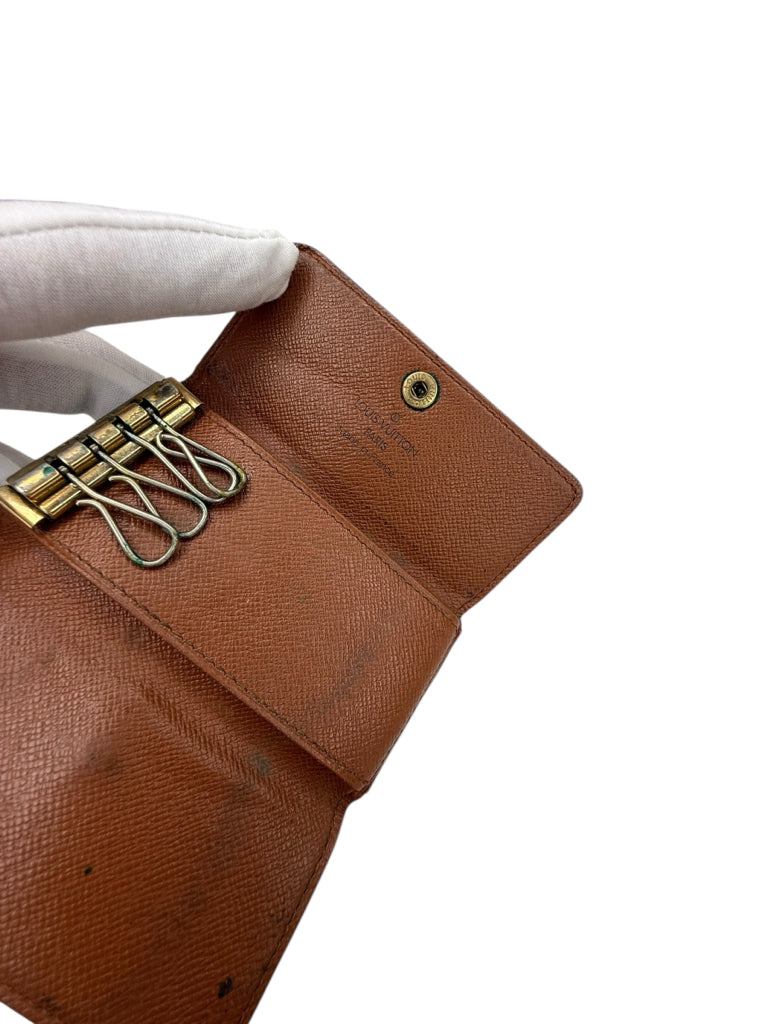 Louis Vuitton Vintage 4 Ring Keyholder