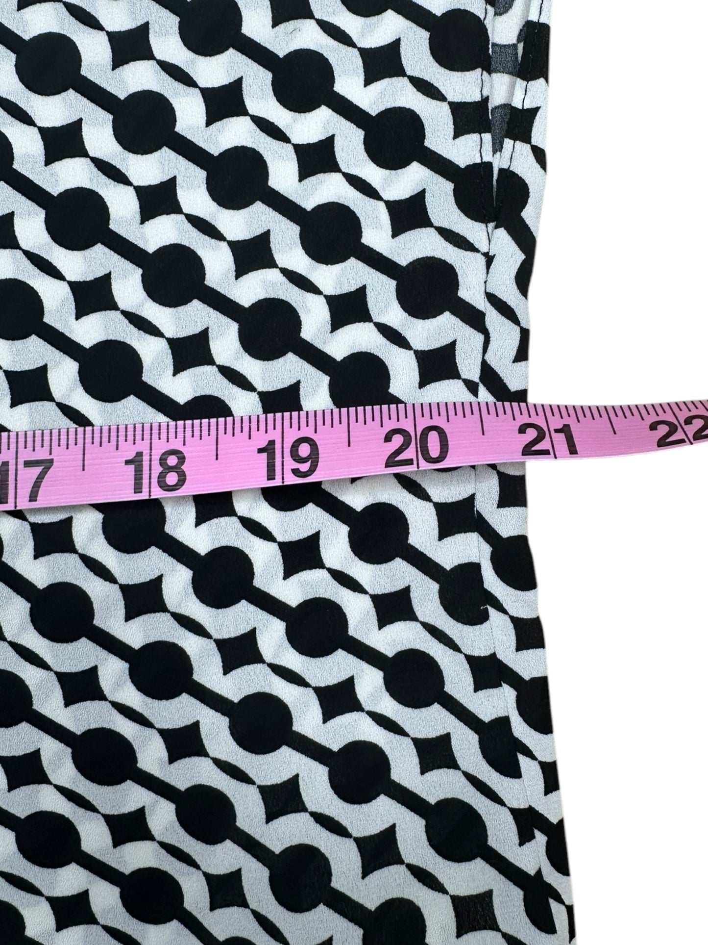 MAX STUDIO NWT Black Geo Print Blouse Size M