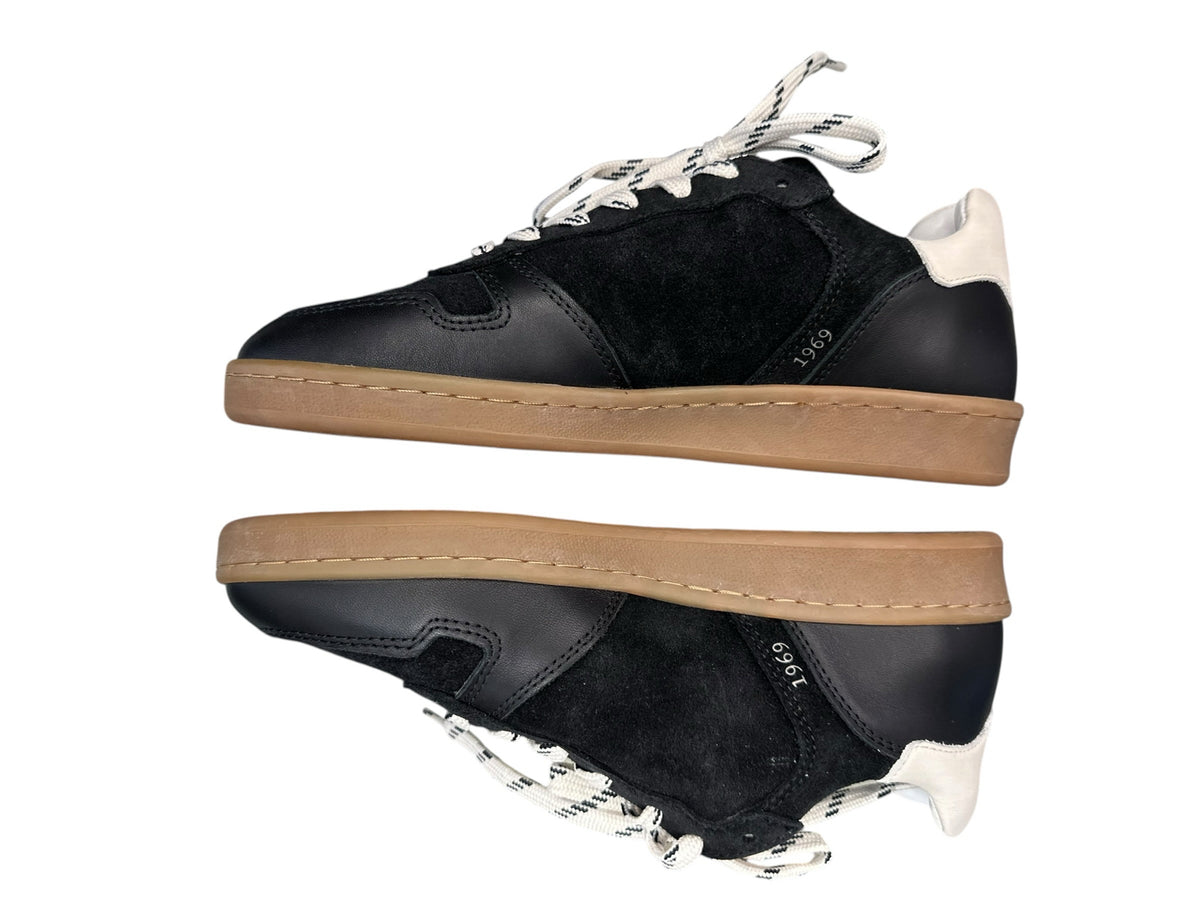 33.9 NWT Black Suede Classic Women's Sneakers Size 37