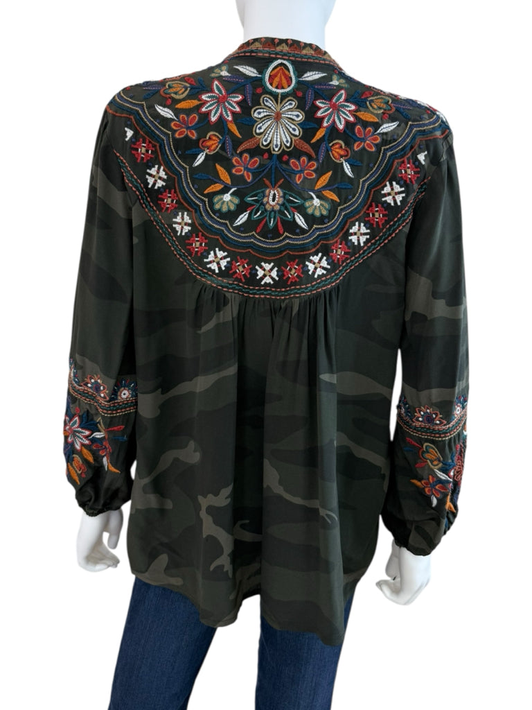 Johnny Was 100% Silk Green Camo Laila Paris Blouse Size S