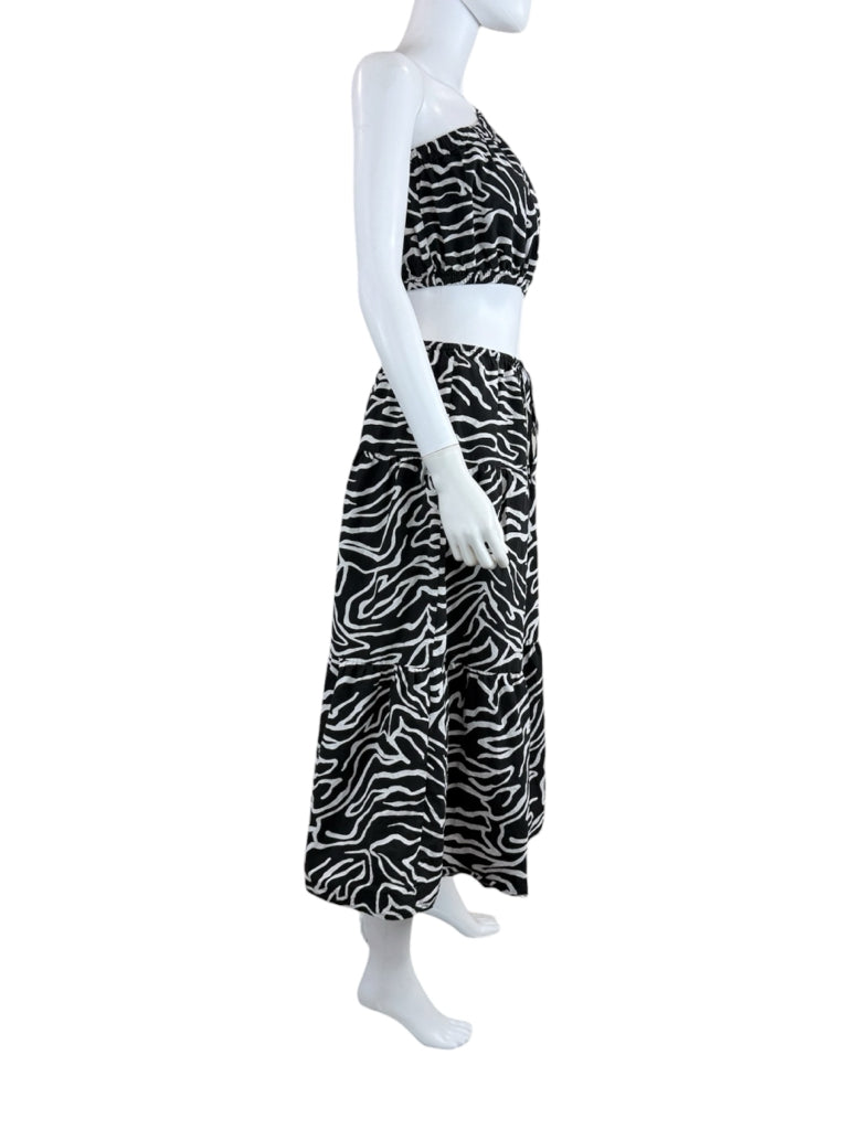 Rails Black Zebra Evy One Shoulder Cropped Top & Skirt Size XS