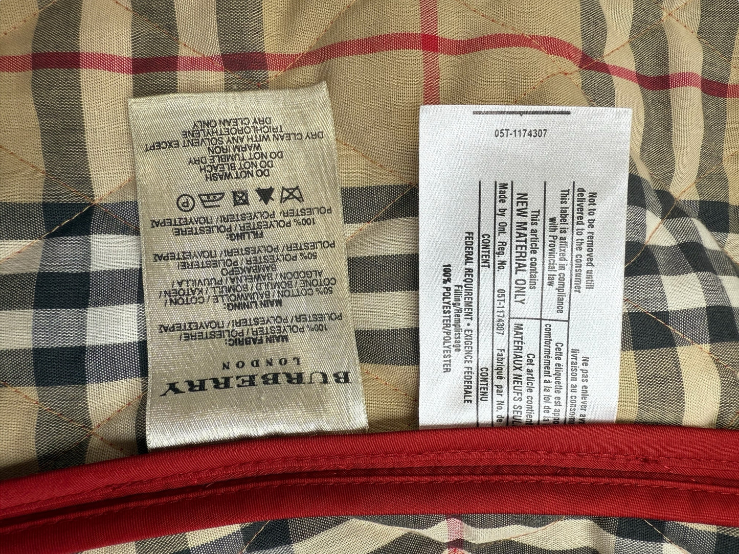 BURBERRY Red Quilted Nylon Barn Jacket Size L