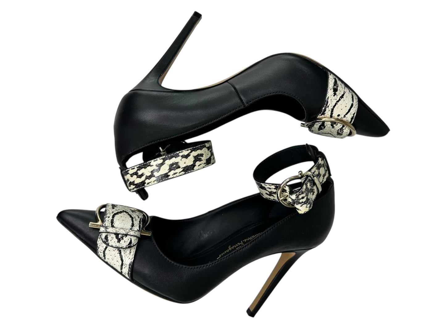 Salvatore Ferragamo Black Leather Lurano Pumps Size 7.5