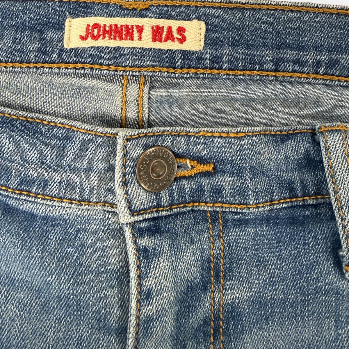 Johnny Was Light Wash Floral Embroidered Jeans Size 28